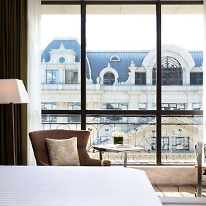 Deluxe Zimmer mit Kingsize-Bett